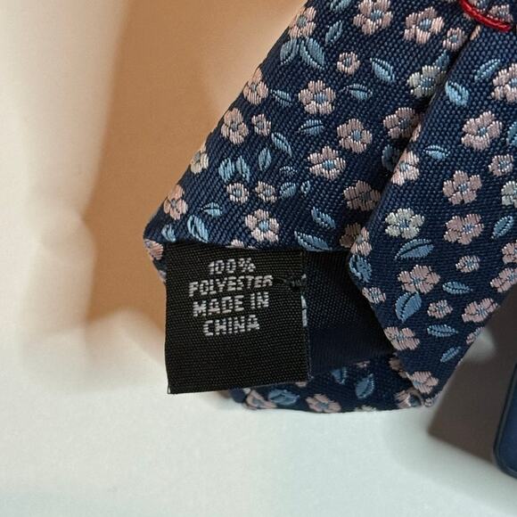 Tommy Hilfiger Blue Botanical Tie NEW WITH TAGS - Picture 4 of 5